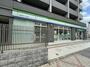 コンビニ　ファミリーマート 千葉中央一丁目店（コンビニ）まで40m