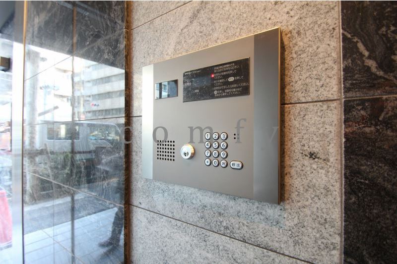 その他　オートロック完備