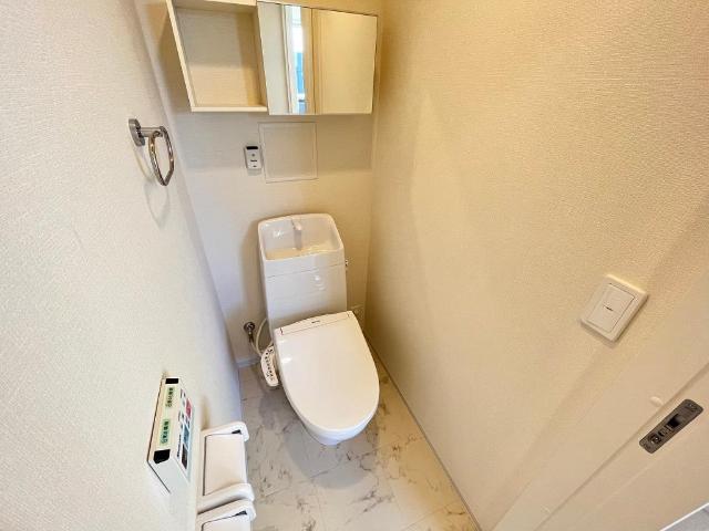 トイレ　シャワー付トイレ