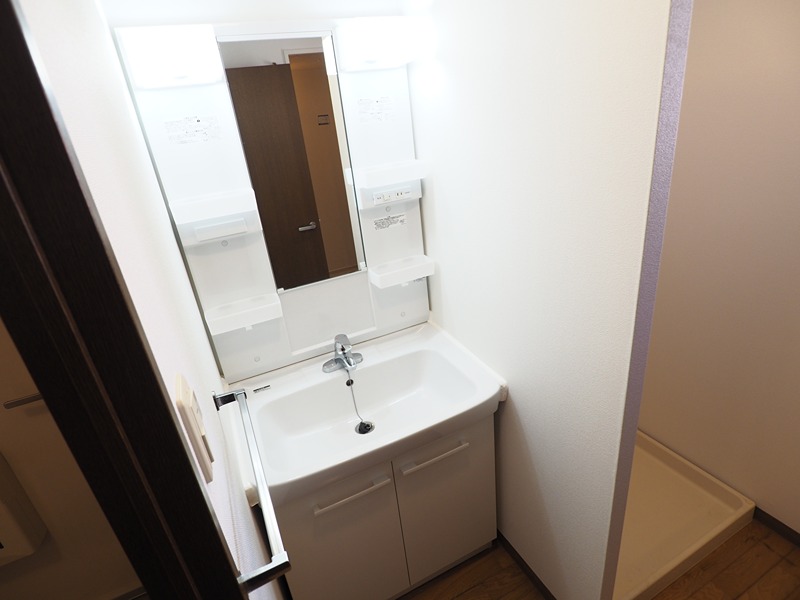 洗面設備　※別部屋の写真です