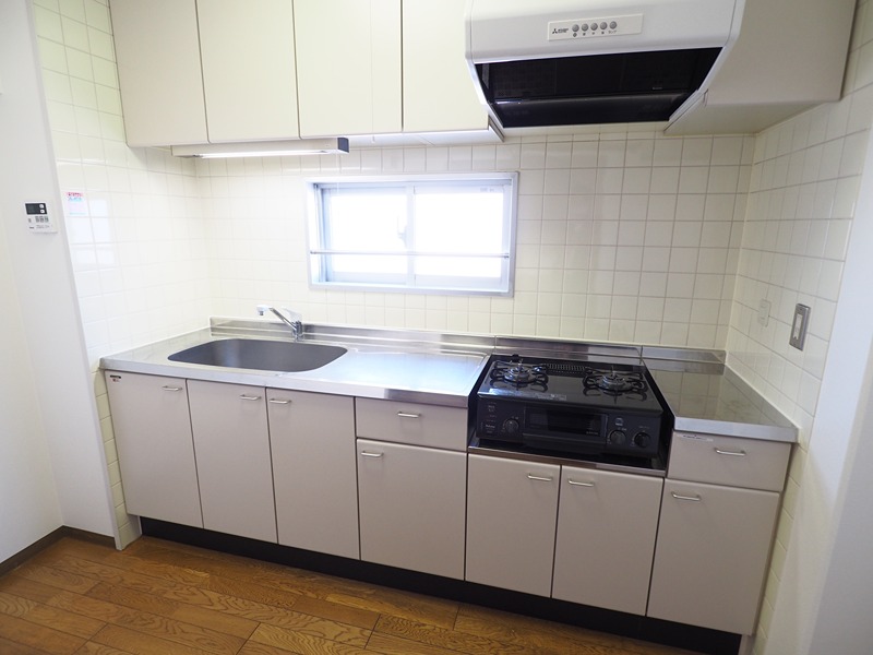 キッチン　※別部屋の写真です