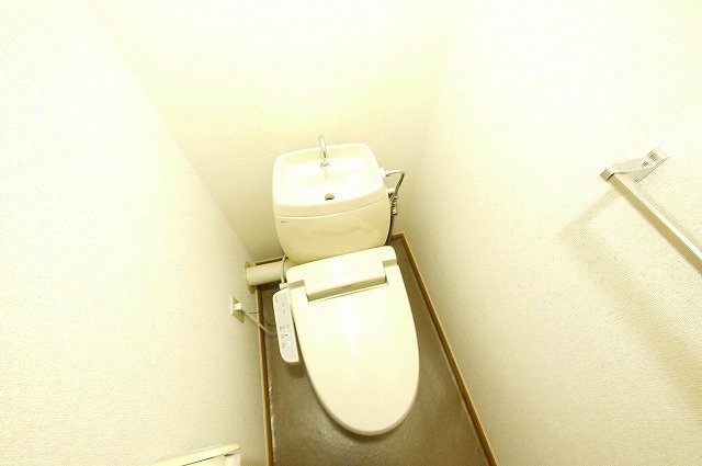 トイレ　シンプルで使いやすいトイレです