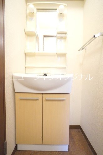 洗面設備　身支度も快適に行える洗面化粧台☆
