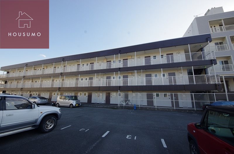 建物外観　外観は落ち着いています