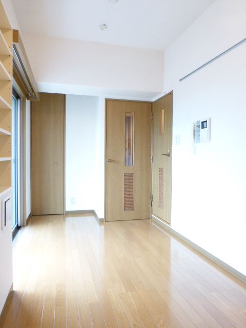 居室・リビング　同タイプ部屋　参考写真です