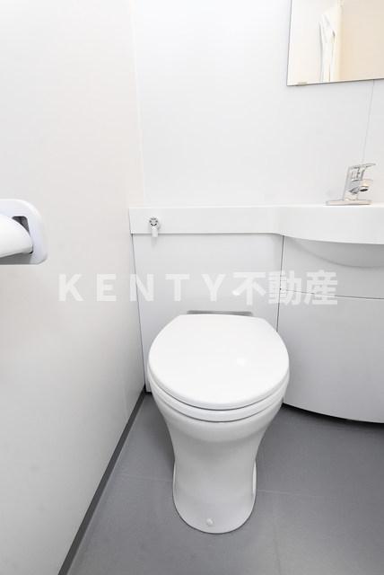 トイレ　清潔感のあるトイレです