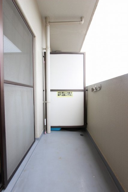 バルコニー　写真は別号室のものです。