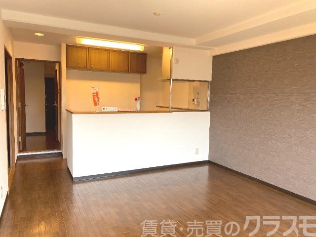 居室・リビング　カウンターキッチンです♪