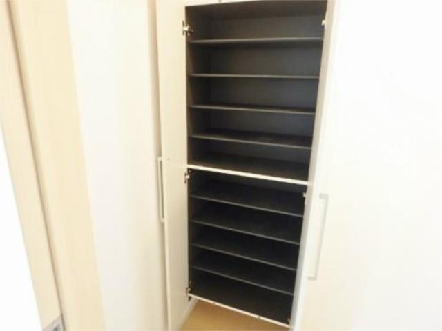 その他設備　シューズボックス