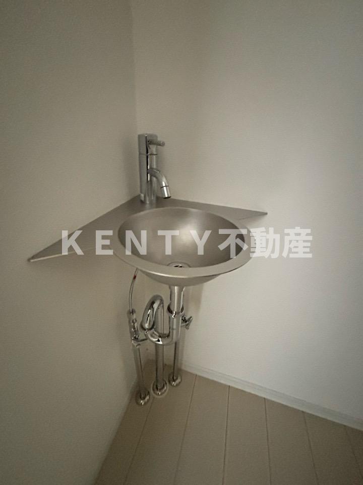 洗面設備　コンパクトで使いやすい洗面所