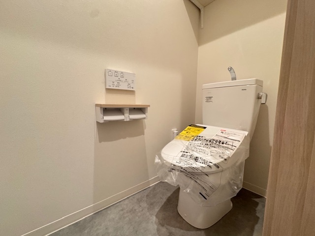 阪急宝塚線 岡町駅 徒歩11分 3階建 築2年のトイレ写真