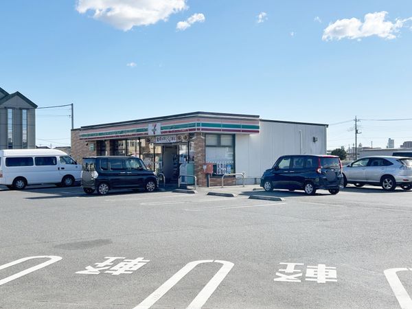 コンビニ　セブンイレブン 川越今成店（コンビニ）まで565m