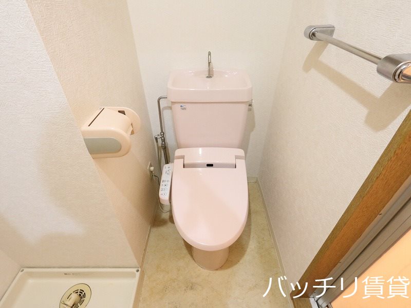 トイレ　同型タイプの為現状優先