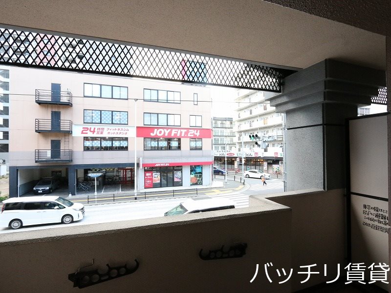 バルコニー　同型タイプの為現状優先