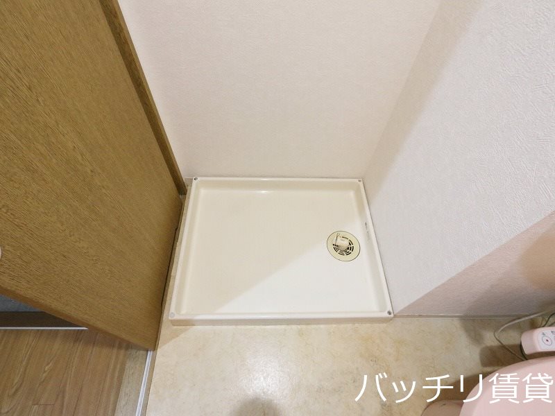 洗面設備　同型タイプの為現状優先