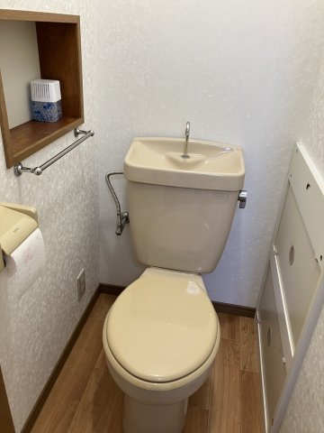 アザレアのトイレ写真