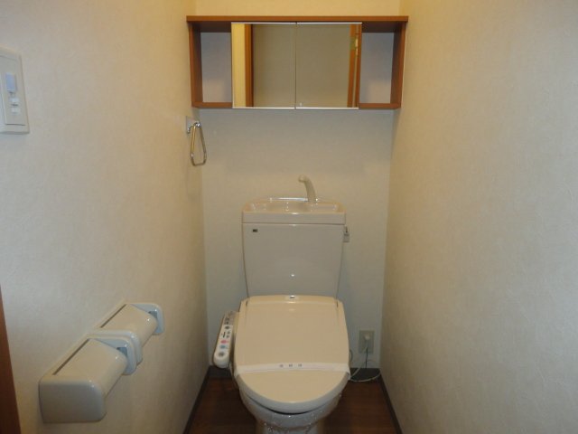 トイレ　シャワー付トイレ