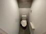トイレ　こちらはトイレです。清潔感があり、安心して使用できます。