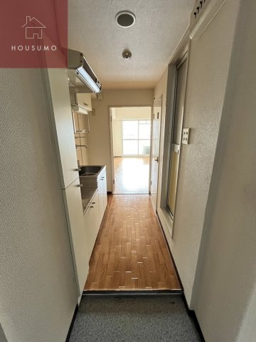 玄関　収納もある玄関です