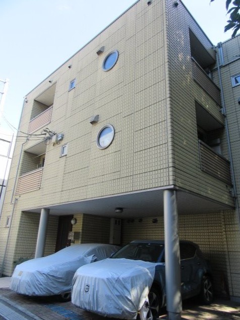 建物外観　落ち着いた雰囲気。