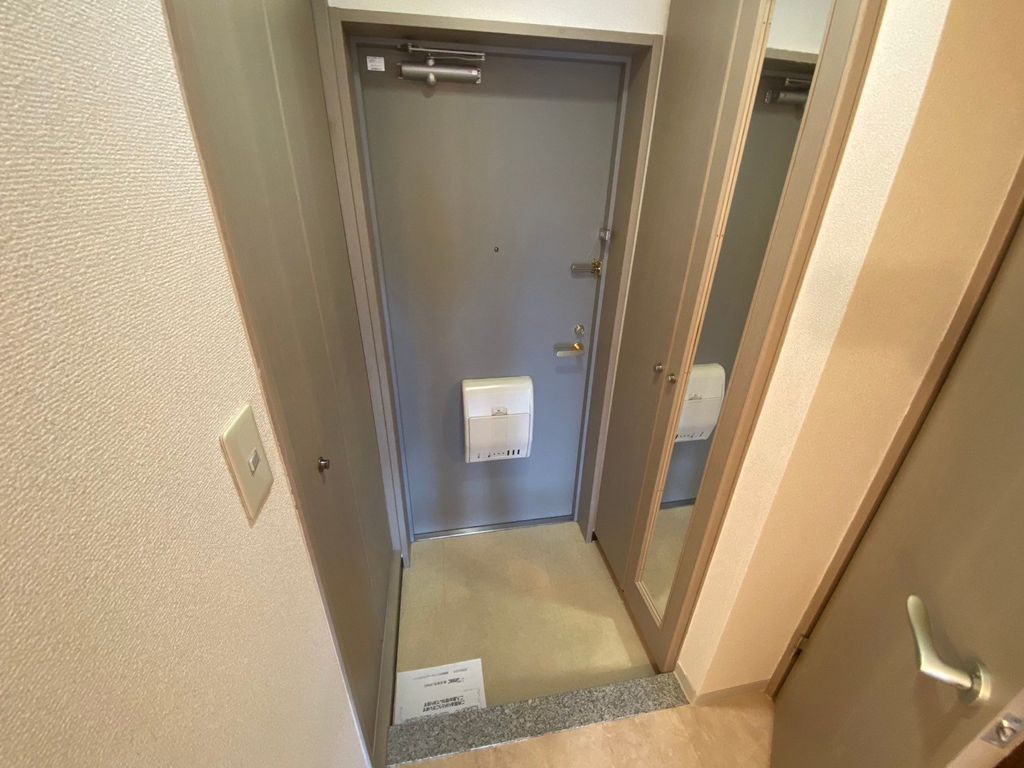 玄関　玄関