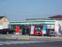 コンビニ　ファミリーマート津河芸町中別保店（コンビニ）まで1079m