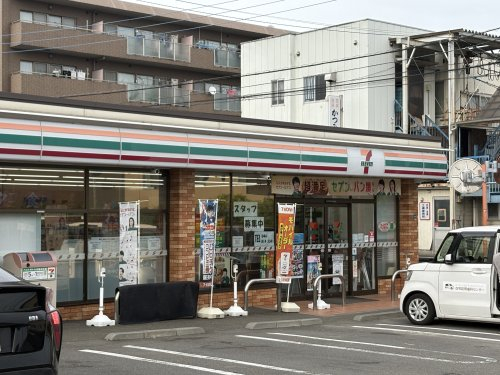 コンビニ　セブン-イレブン 川崎坂戸２丁目店（コンビニ）まで546m