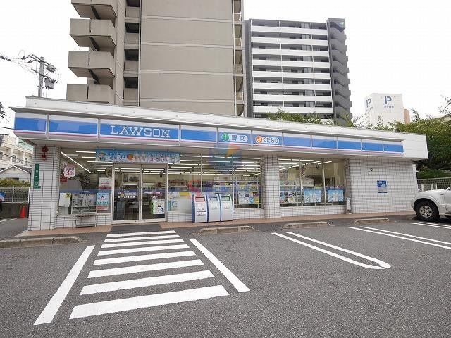 コンビニ　ローソン南金田二丁目店（コンビニ）まで184m