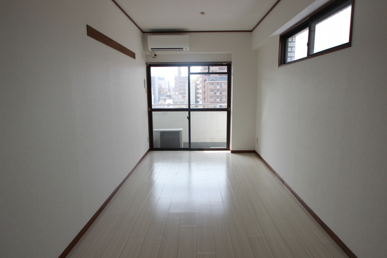 居室・リビング　※別部屋の写真です
