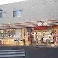 コンビニ　セブンイレブン松戸上本郷駅前店（コンビニ）まで386m