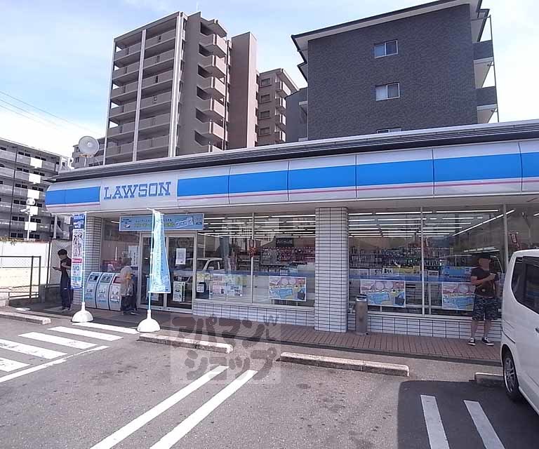 コンビニ　ローソン西京極佃田店（コンビニ）まで400m
