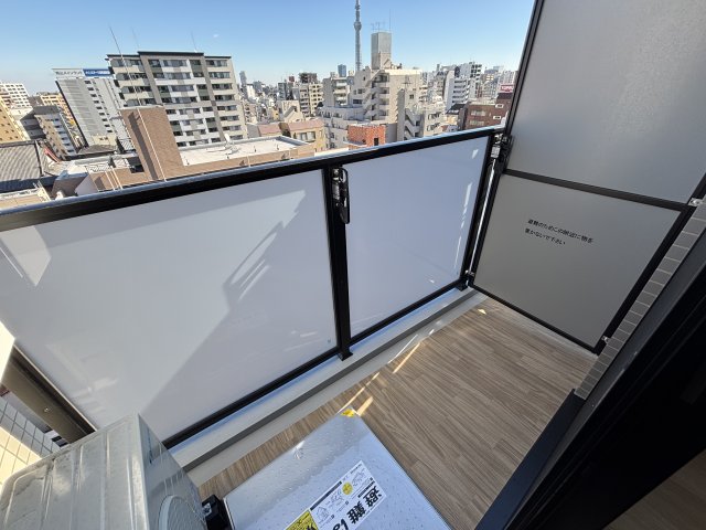 バルコニー　Log入谷