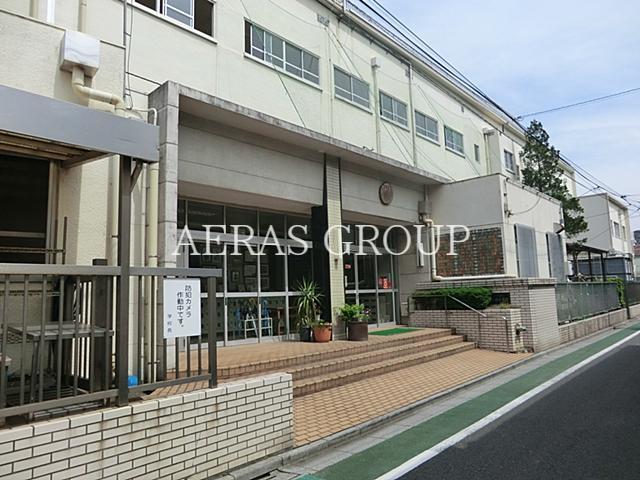 小学校　江戸川区立下小岩小学校（小学校）まで528m