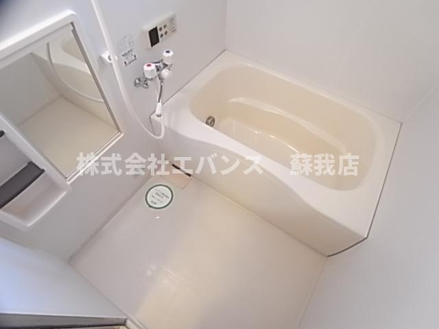 バス・シャワールーム　お風呂で日々の疲れを落としましょう