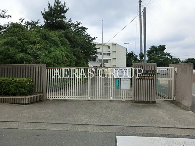 中学校　調布市立第七中学校（中学校）まで564m