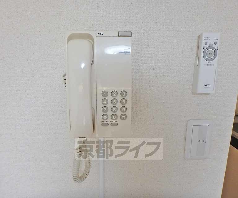 その他部屋・スペース　インターホンはこちらです