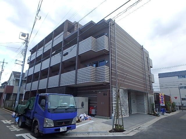建物外観　オートロックマンション