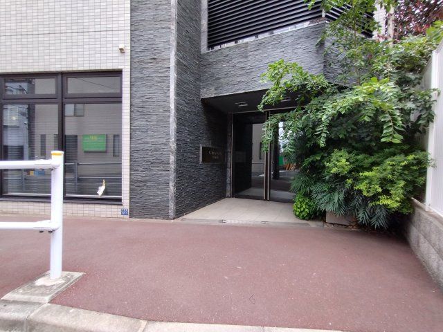 エントランス　☆共用設備もキレイ☆