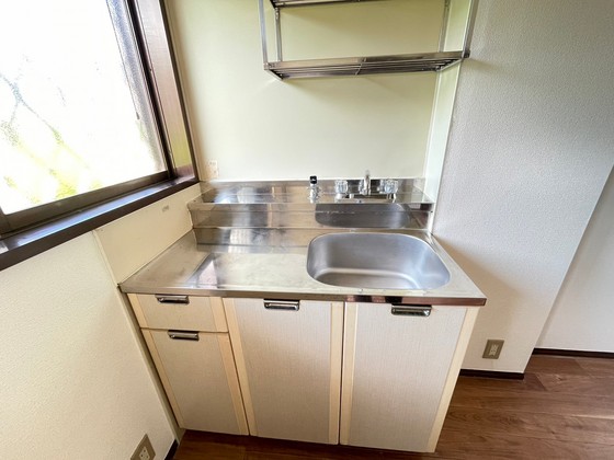 キッチン　※別部屋の写真です