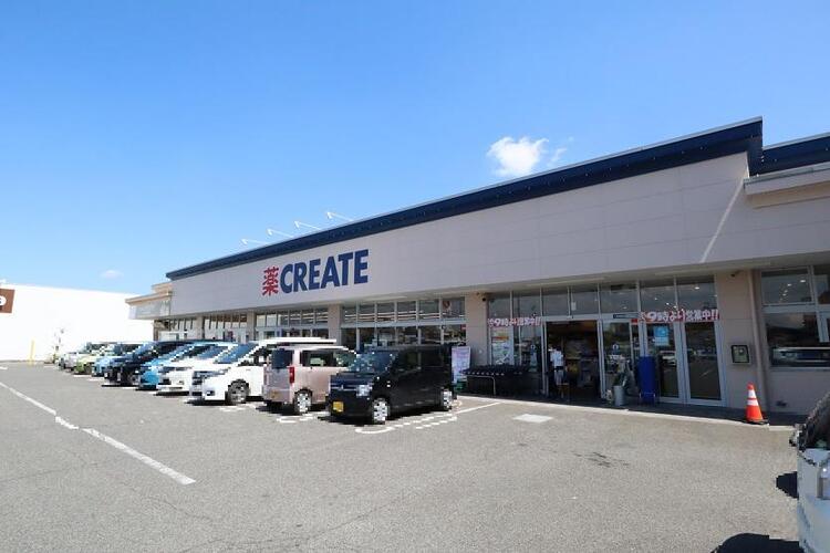 ドラックストア　クリエイトエス・ディー一宮瀬部店（ドラッグストア）まで690m