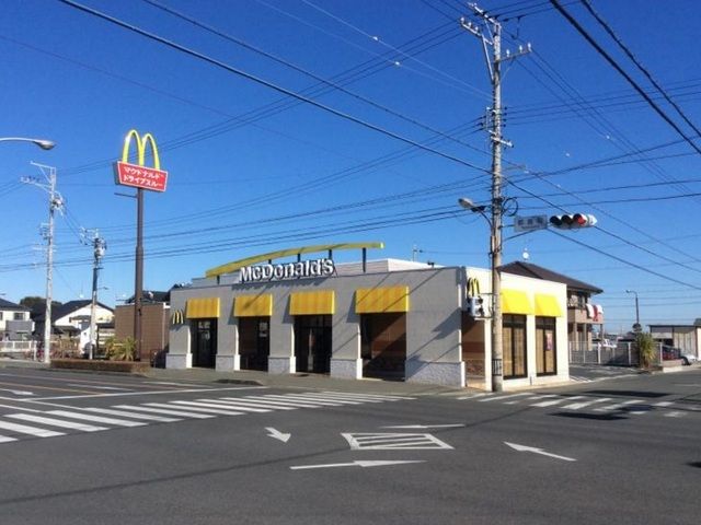 飲食店　マクドナルド浜松都盛町店（飲食店）まで500m