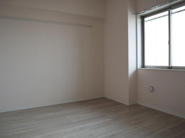 その他部屋・スペース　明るい色調の室内です
