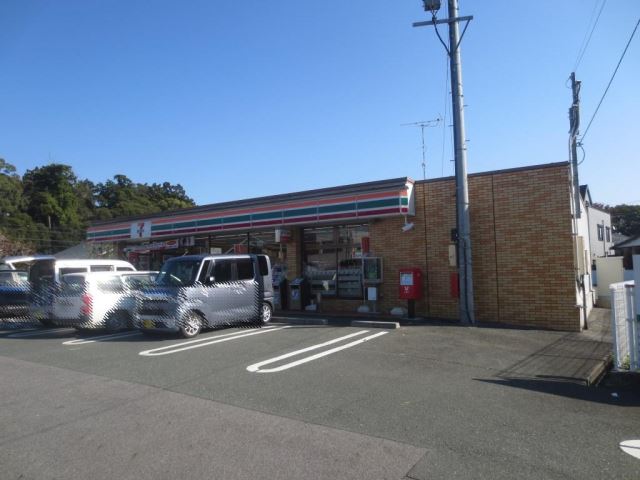 コンビニ　セブンイレブン（コンビニ）まで350m