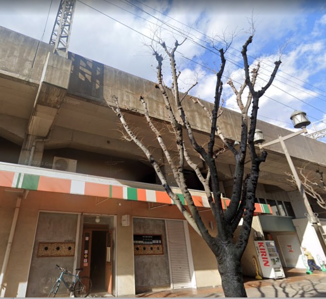 スーパー　日之出屋堺駅南口店（スーパー）まで596m