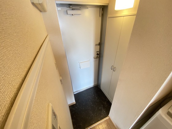 玄関　※別部屋の写真です