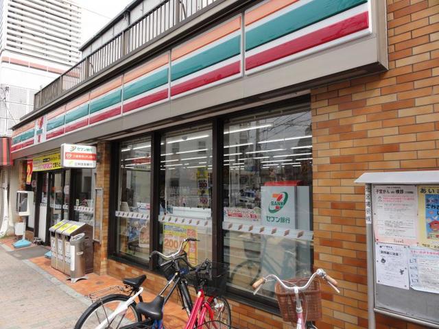 コンビニ　セブンイレブン北区豊島6丁目店（コンビニ）まで626m