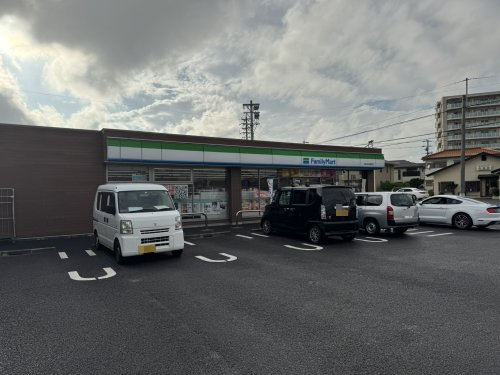 コンビニ　ファミリーマート　春日井追進町店（コンビニ）まで327m
