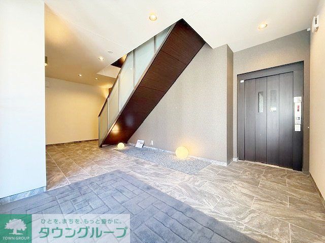 エントランス　エントランス