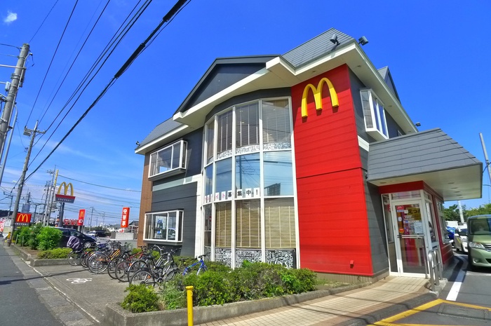 飲食店　マクドナルド（飲食店）まで800m