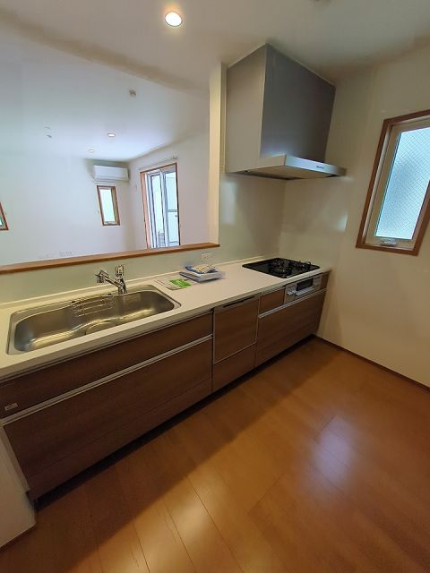 川崎市宮前区菅生2丁目C号棟戸建のキッチン写真